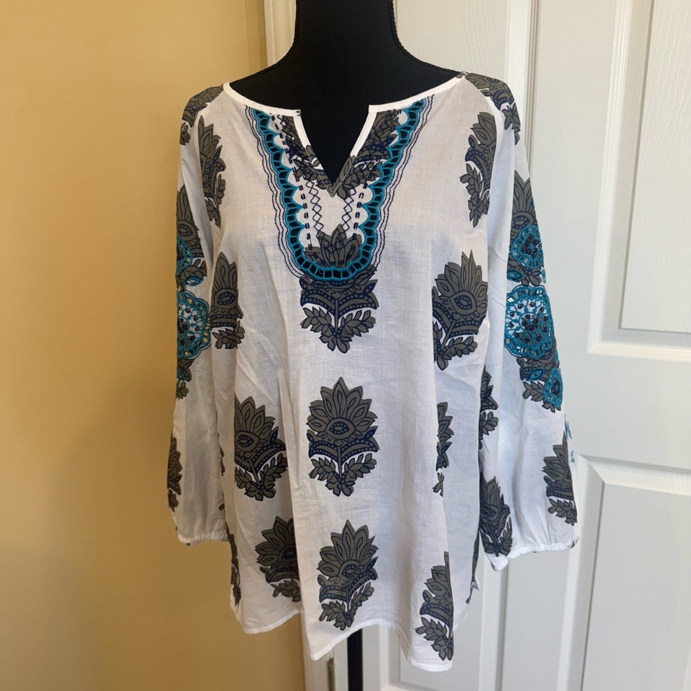 Talbots Bohemian White Green and Blue Embroidered Women's Top XL